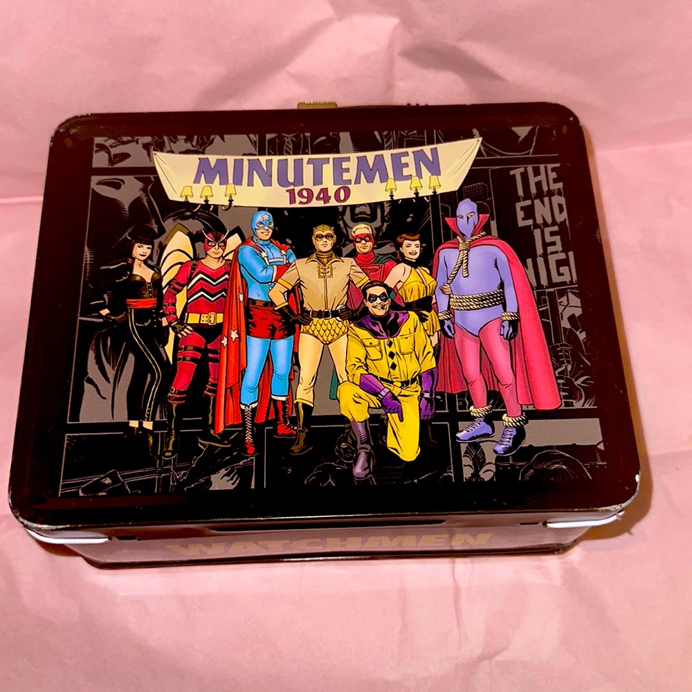NECA Watchmen Minutemen Lunchbox w/ Thermos TM & DC Comics. Clean.